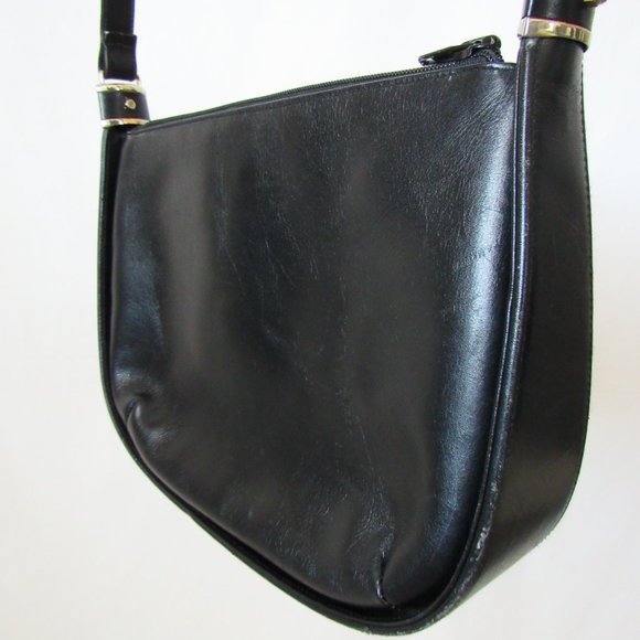 Vintage Classic Black Leather Shoulder Bag by Louis Quatorze. Made in Spain - Picture 3 of 12